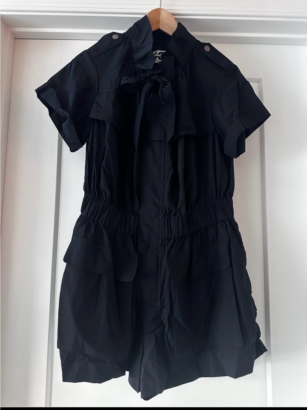 🎯💙 NWT! Navy Blue KBB by KAHLANA Short Sleeve ‘The Utility Romper' - Size
XL - Picture 6 of 10